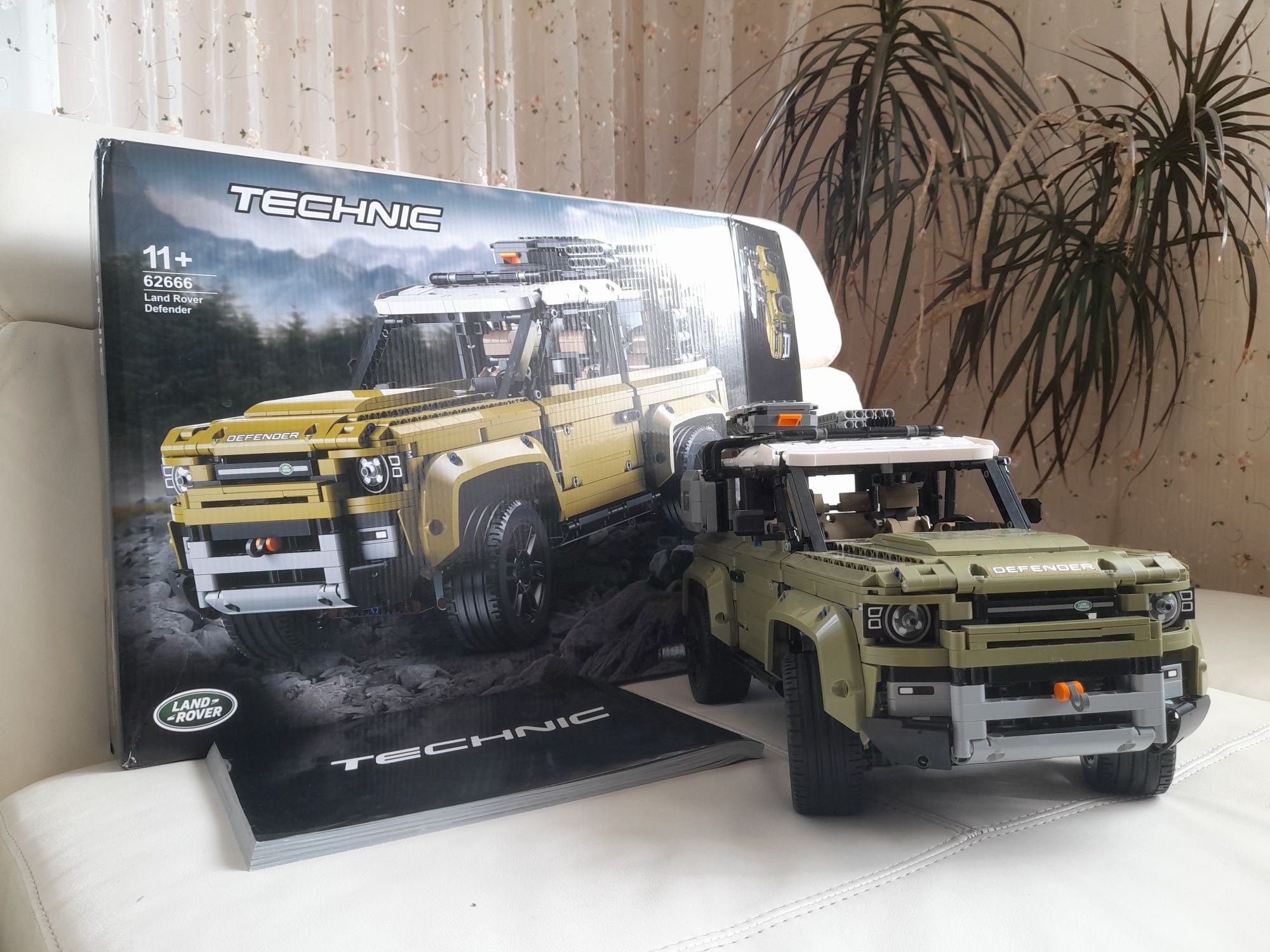 Lego Land Rover defender (6266)