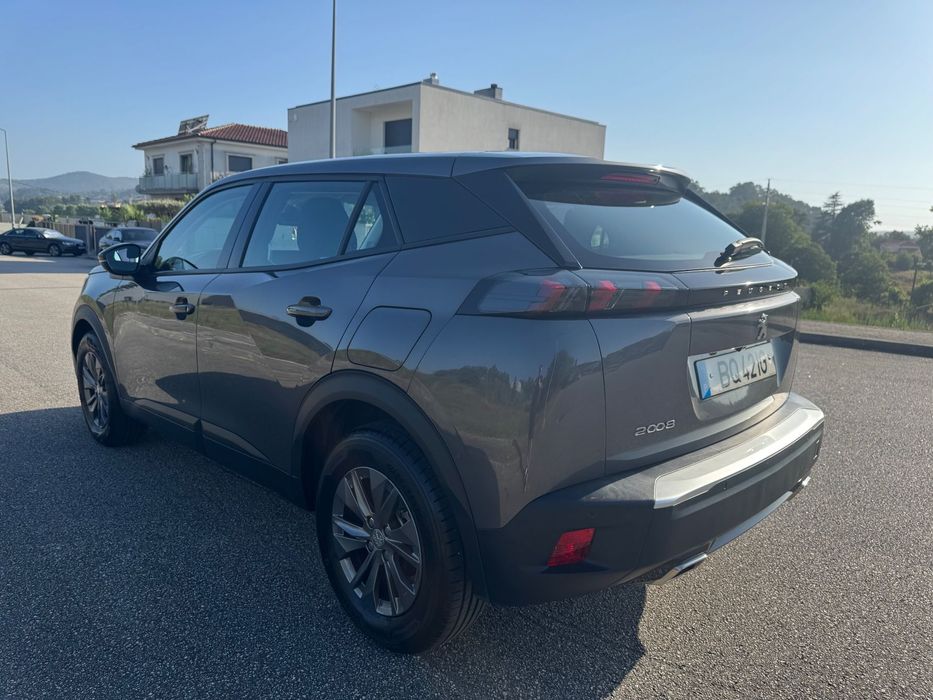 Peugeot 2008 1.2 PureTech Active Pack EAT8