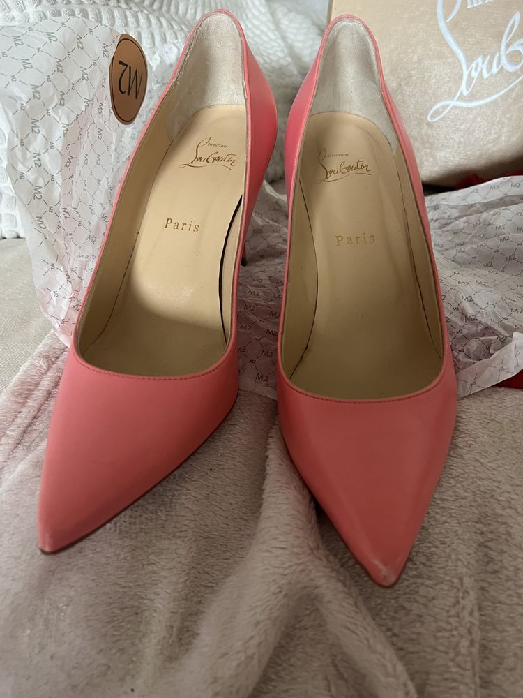 Buty Szpilki Christian Louboutin 39,5 oryginalne!