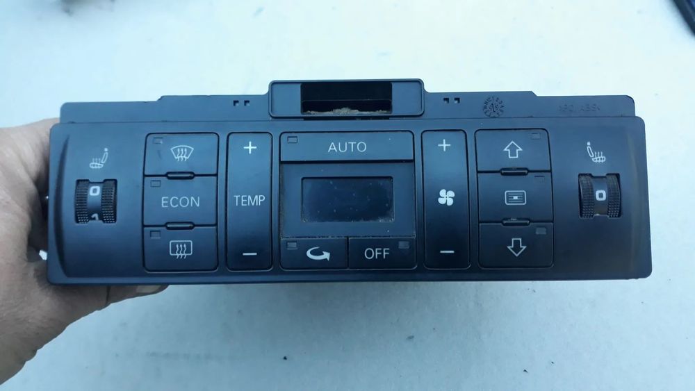 Audi A4 B5 FL Ładny Panel Klimatyzacji Klimatronik Grzane Fotele 8D0820043N 5HB007908-04