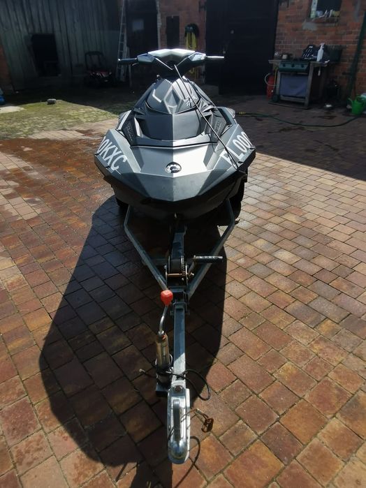 SEADOO SPARK 2UP 90KM , 2016 + przyczepa, śruba SOLAS, nowy AKU.
