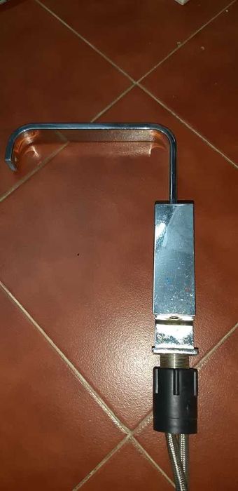 Torneiras  C1o5ns7tr7uç9ã9o Civil