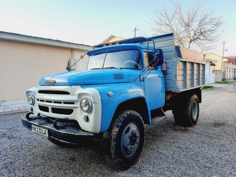 Отсев гранитный, песок речной, щебень, чернозем, бутовый камень, глина