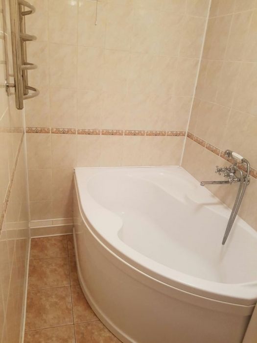 Подобово трьох кімнатна Каменецкая 101