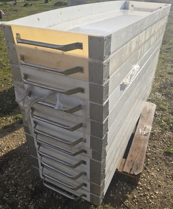 Tabuleiros Nylon + 2 carros inox