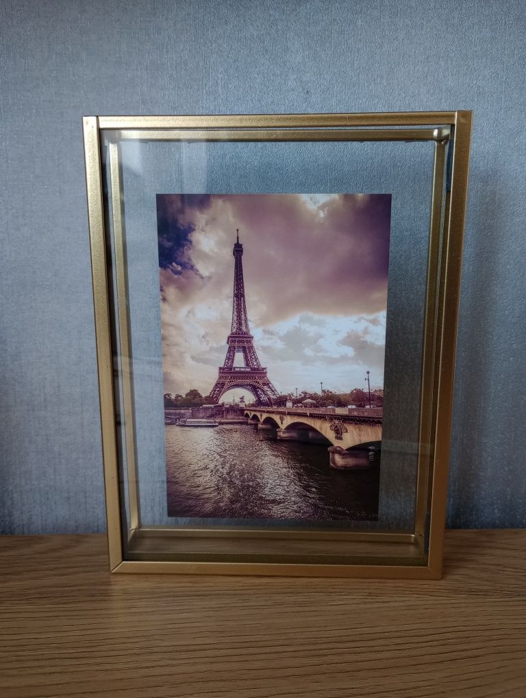 Ramka metalowa złota na zdjęcia. Foto rama 16 x 21 cm