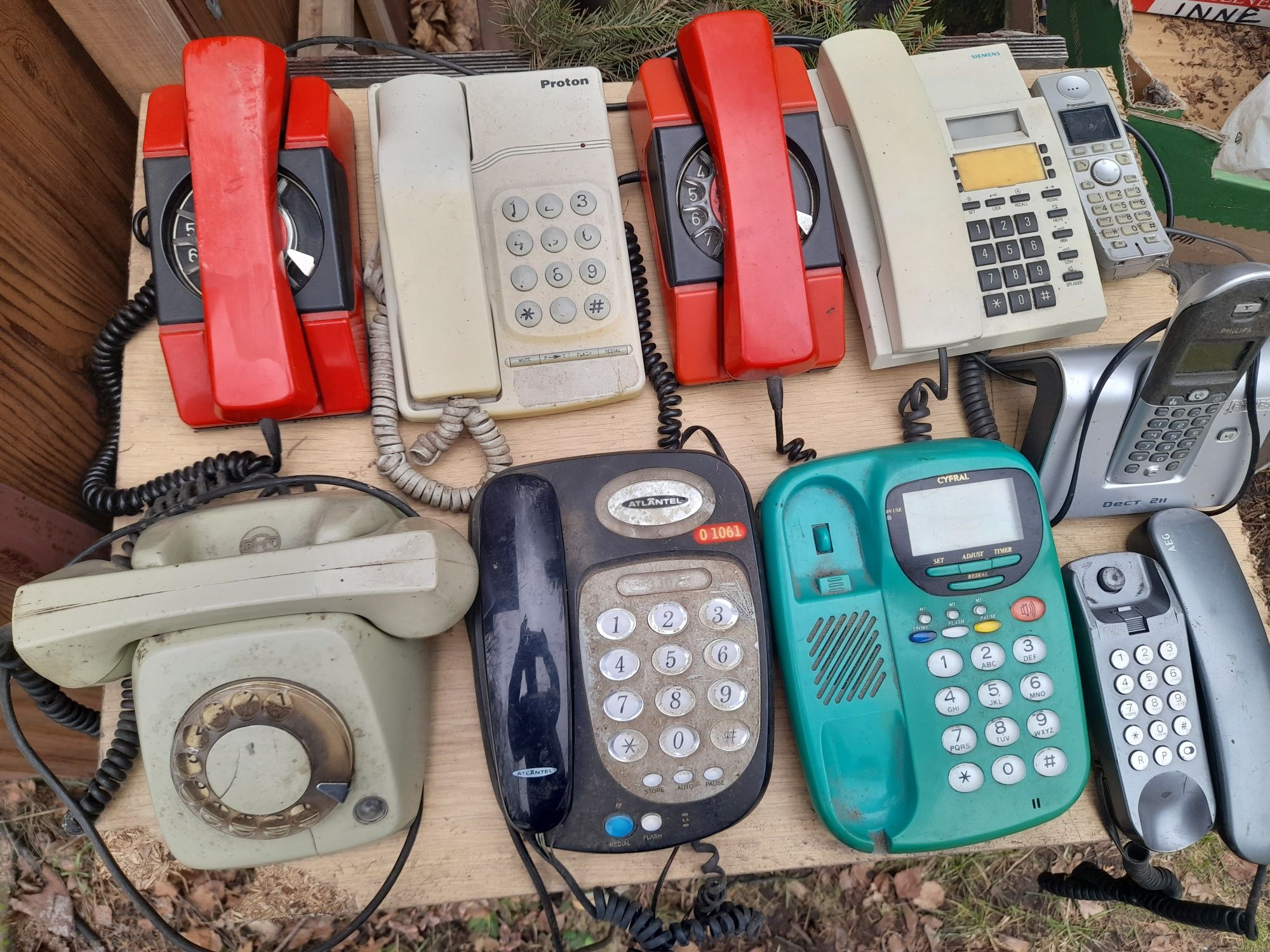 Stare aparaty telefon telefoniczne