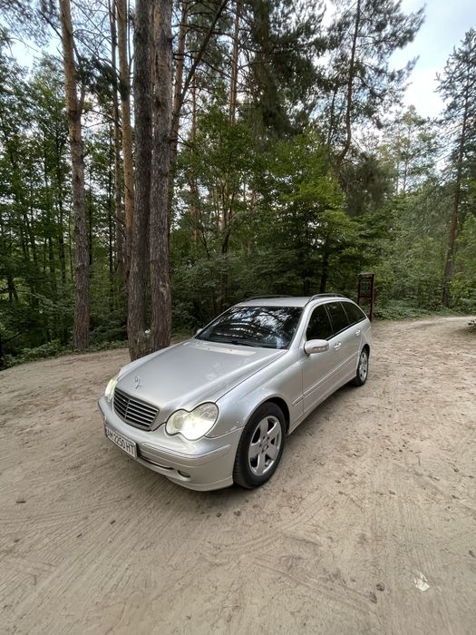 Mercedes w203 2003р