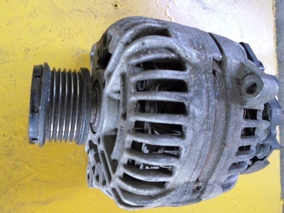 Стартер 1.5 DCI Bosch Valeo Renault Kangoo 2 Рено Кенго