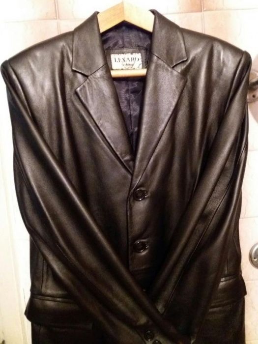 Продам кожанный пиджак. Срочно.