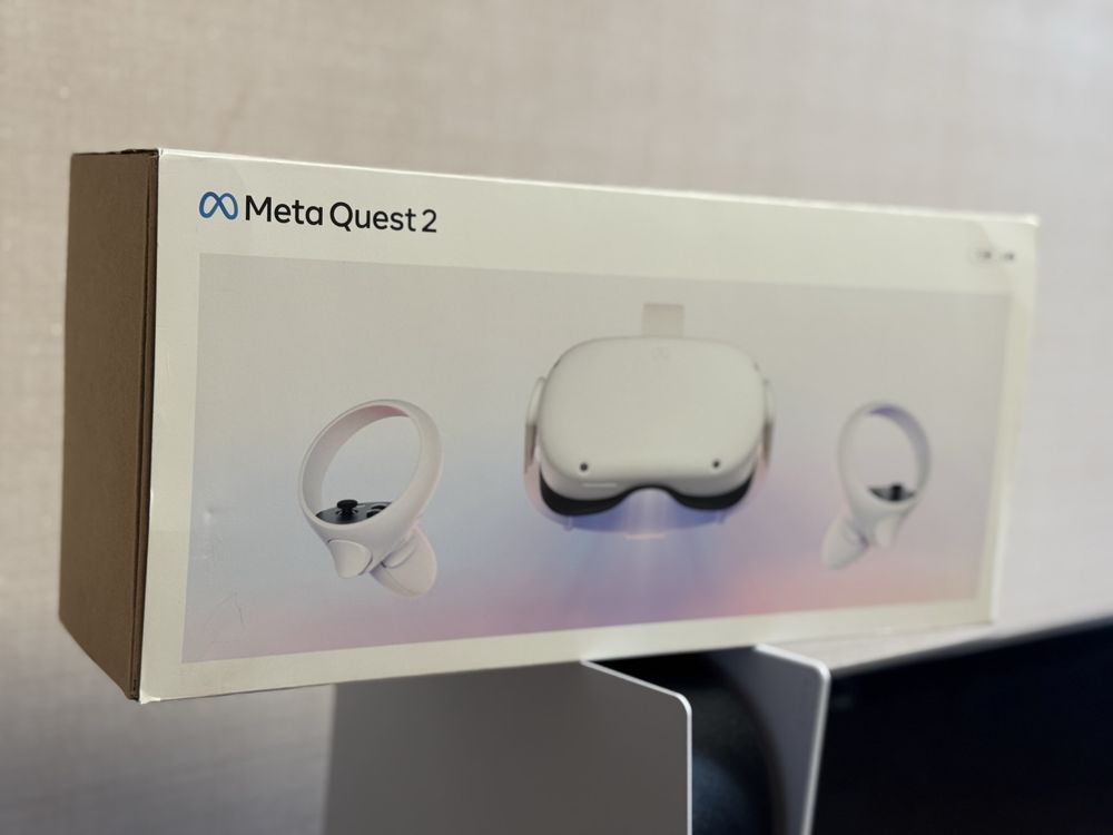 Oculus quest 2 - 128 GB / идеал с коробкой , можно на подарок