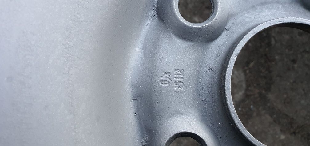 Felgi stalowe komplet 5x112 15" et37  6j audi vw