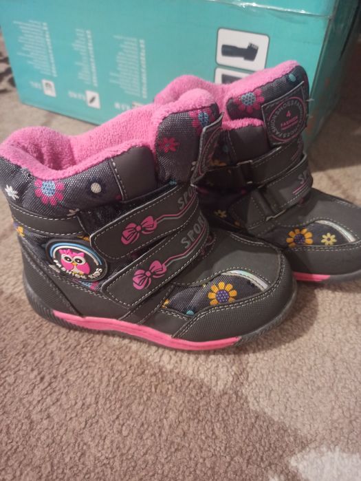 Продам зимове взуття