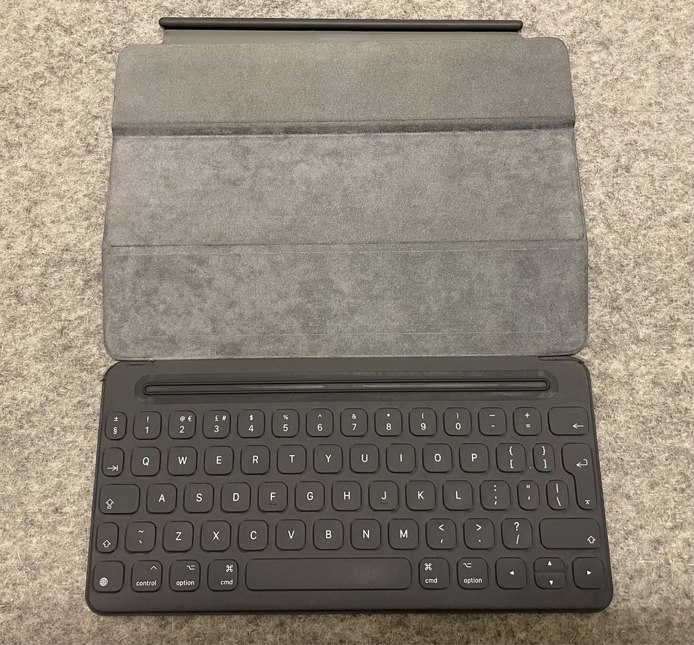 Etui Apple Smart Keyboard Folio A1772 iPad Pro 9,7