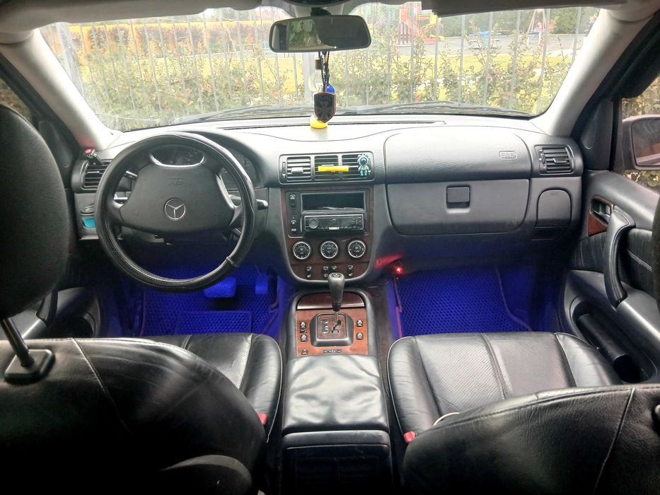 Mercedes-Benz M-Class w163