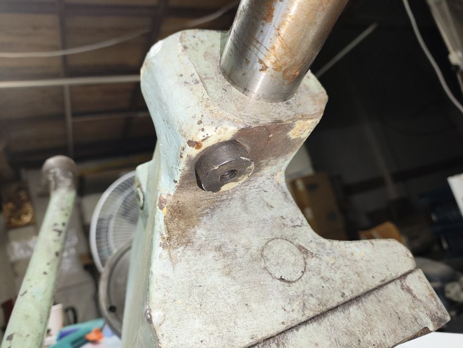 Задня бабка 16Б05