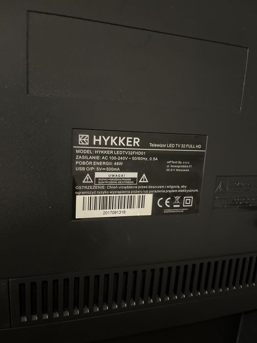 Tv hyker 32” LED