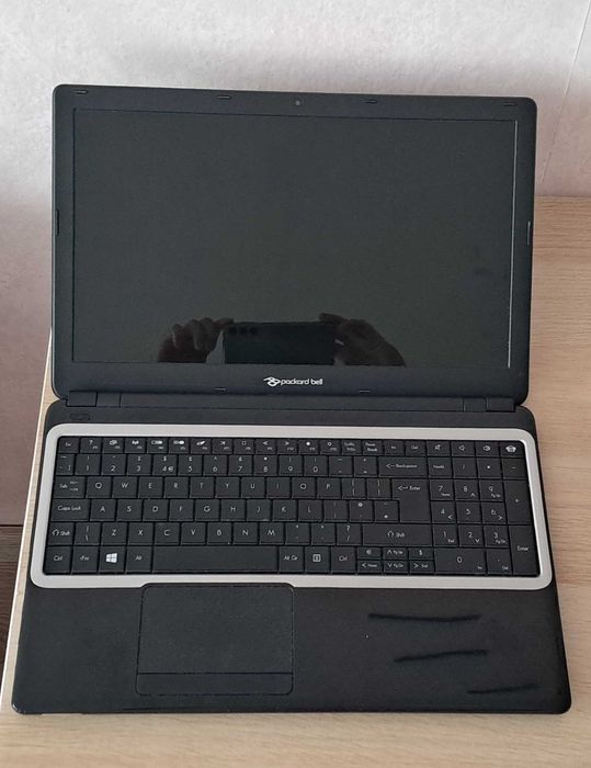 Packard Bell 15,6" windows 10 + airdots 1 kruger&matz