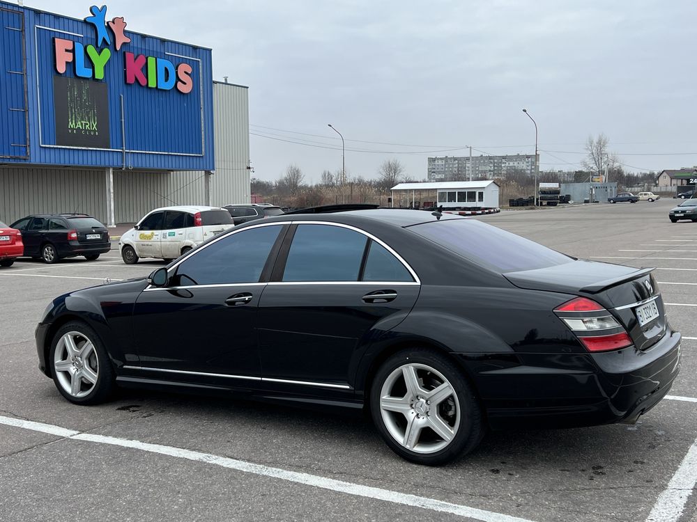 Mercedes Benz s550 w221 Amg.В отличном состоянии.