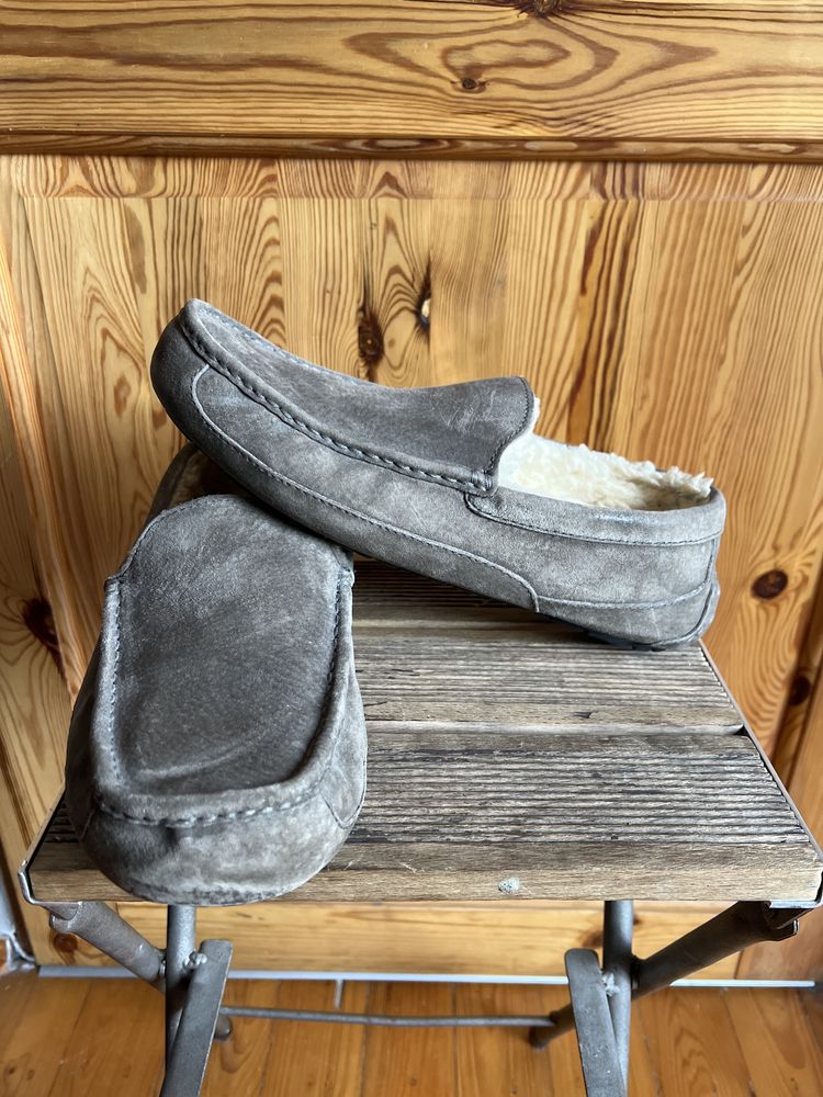 Sprzedam mokasyny, kapcie firmy UGG Made in Australia rozmiar 47