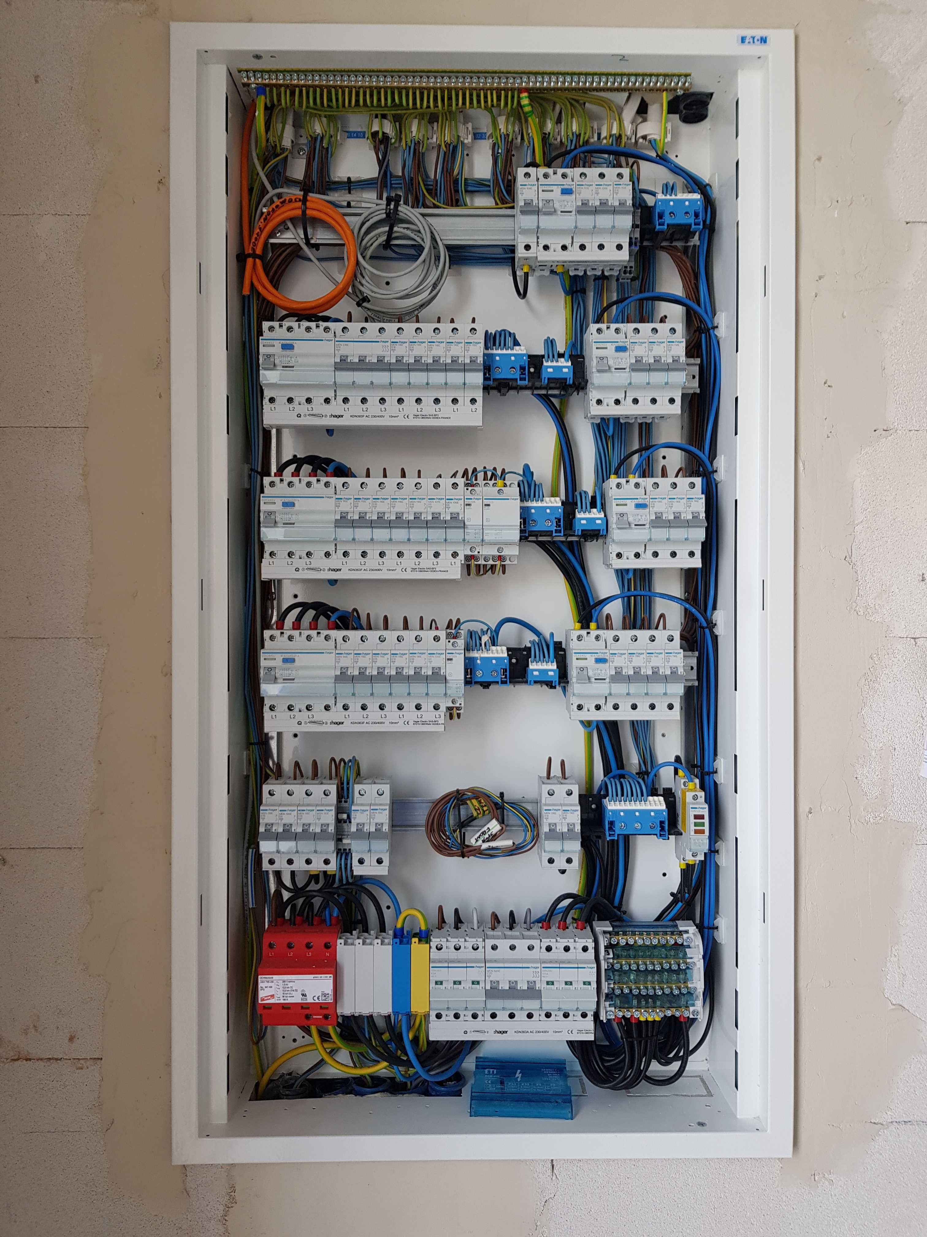 elektryk-instalacje elektryczne-automatyka-loxone-Wieliczka
