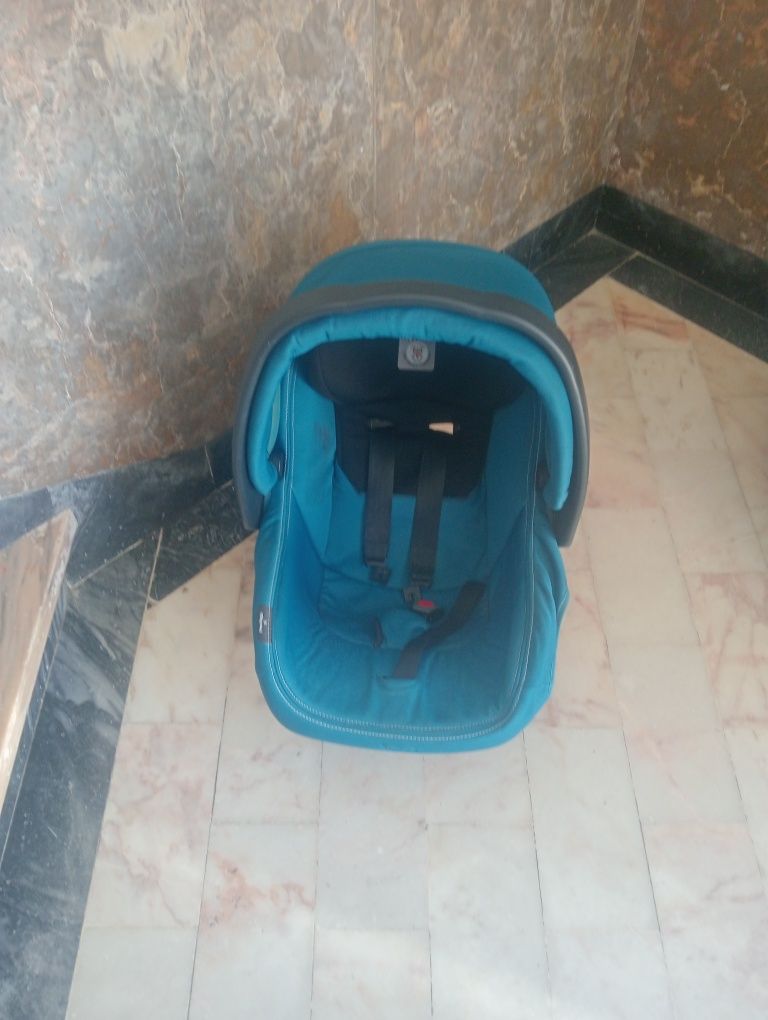 Conjunto para bebés em bom estado