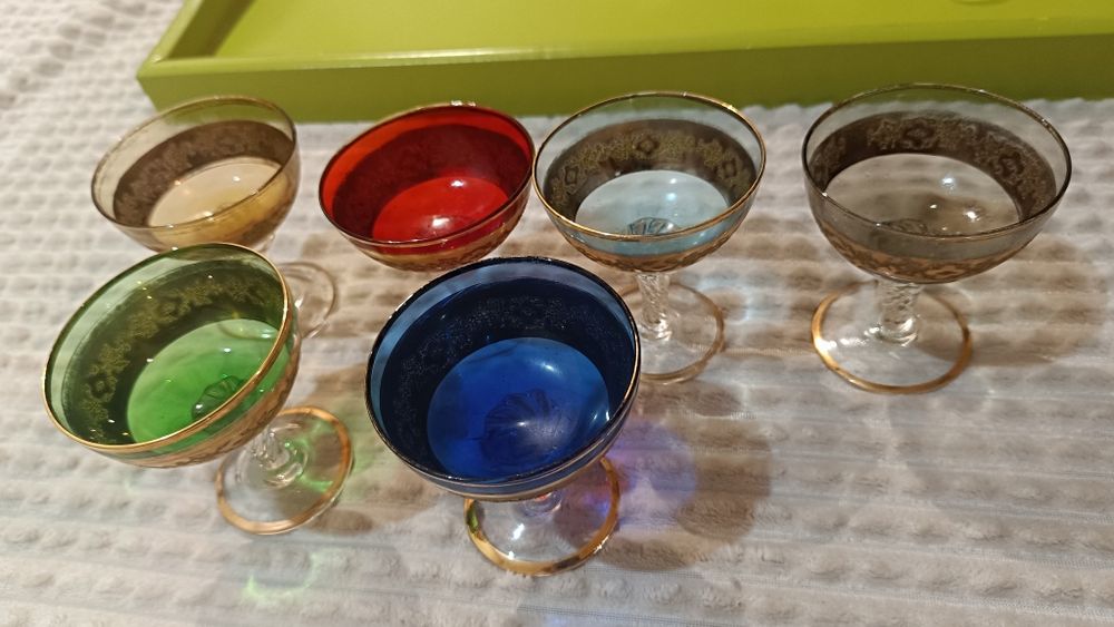 Coleção de copos vintage
