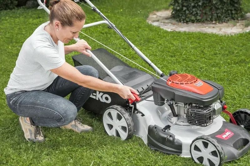 Потужна бензинова газонокосарка Al-Ko Easy 5.10 SP-S Газонокосилка