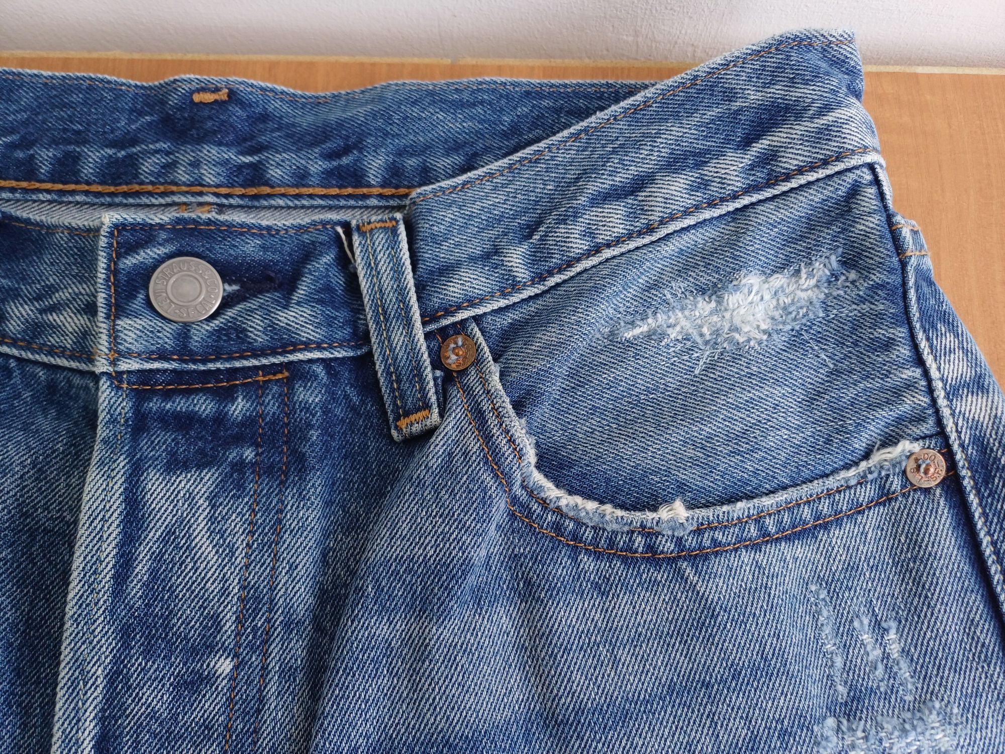 Джинсы женские из селвидж денима LEVIS PREMIUM 501 ориг 28×30