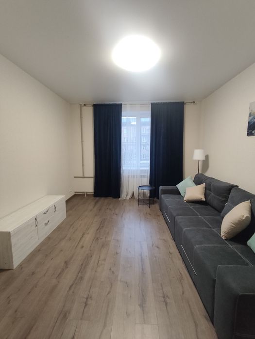 Світло не вимикають! Сдам 3х кім. квартиру у центрі міста ,Сталеварів