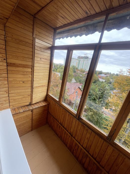 Продаж квартири в Києві біля метро Житомирська