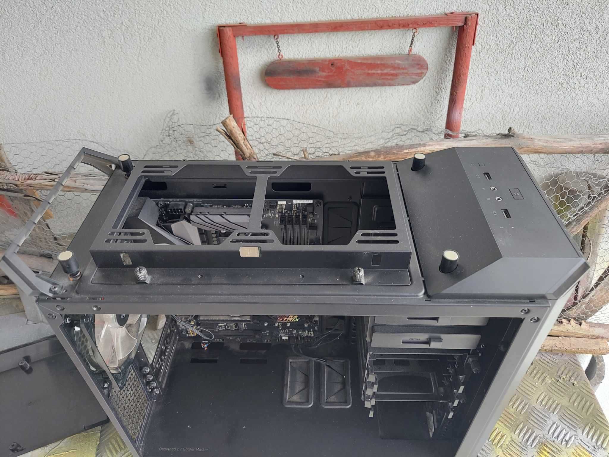 Cooler Master MasterCase MC600P