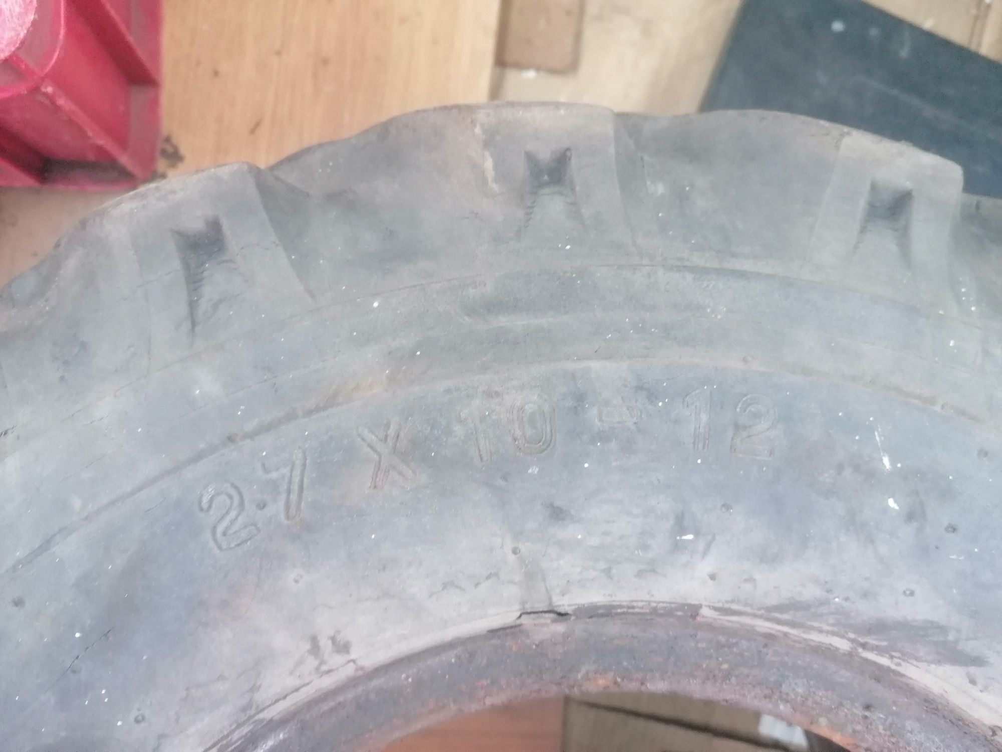 Opony 27x10-12  250 75 R12 do wózka widłowego 2szt pompowane