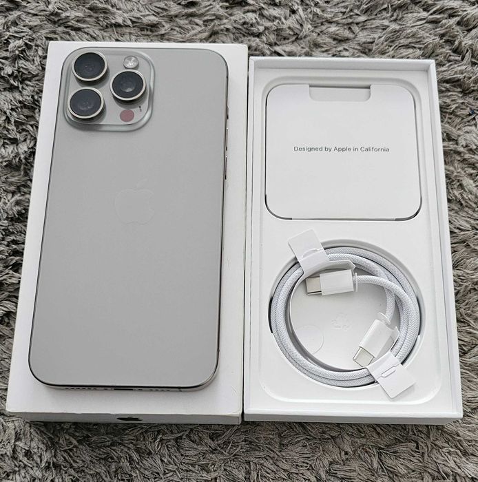 Iphone 15 Pro Max * 256GB *