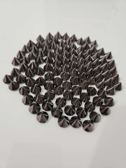 Ćwieki do przyszycia - rękodzieło