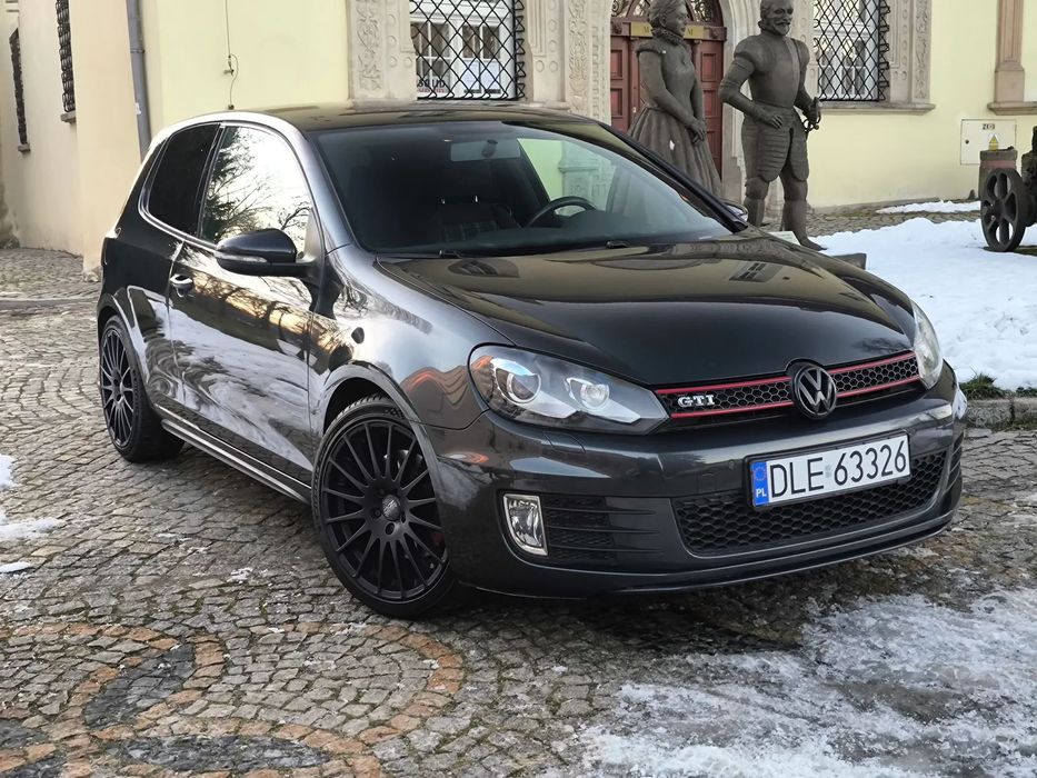 Volkswagen Golf GTI Manual 211KM Dynaudio Bull X Xenon Led