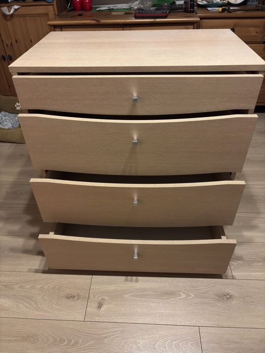 Komoda z szufladami