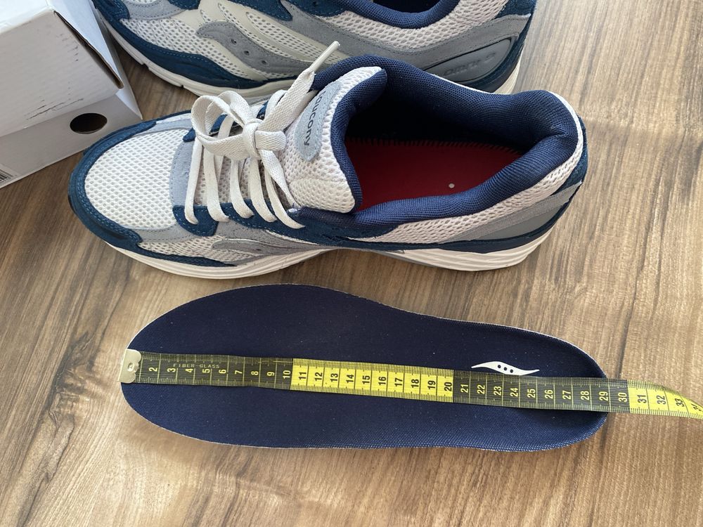 Оригінальні чоловічі кросівки Saucony ProGrid Omni 9 р. 44
