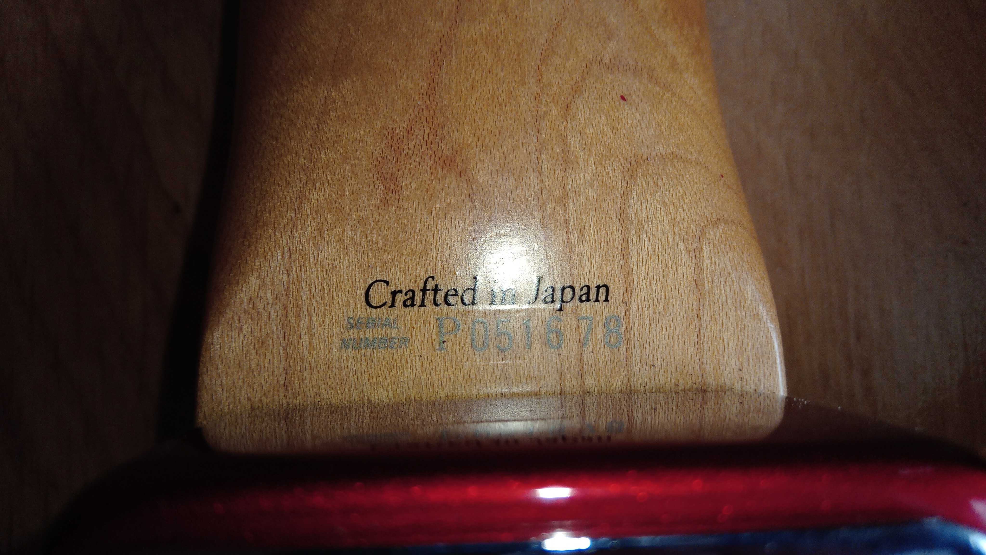 Fender Stratocaster ST-STD 2001 candy apple.