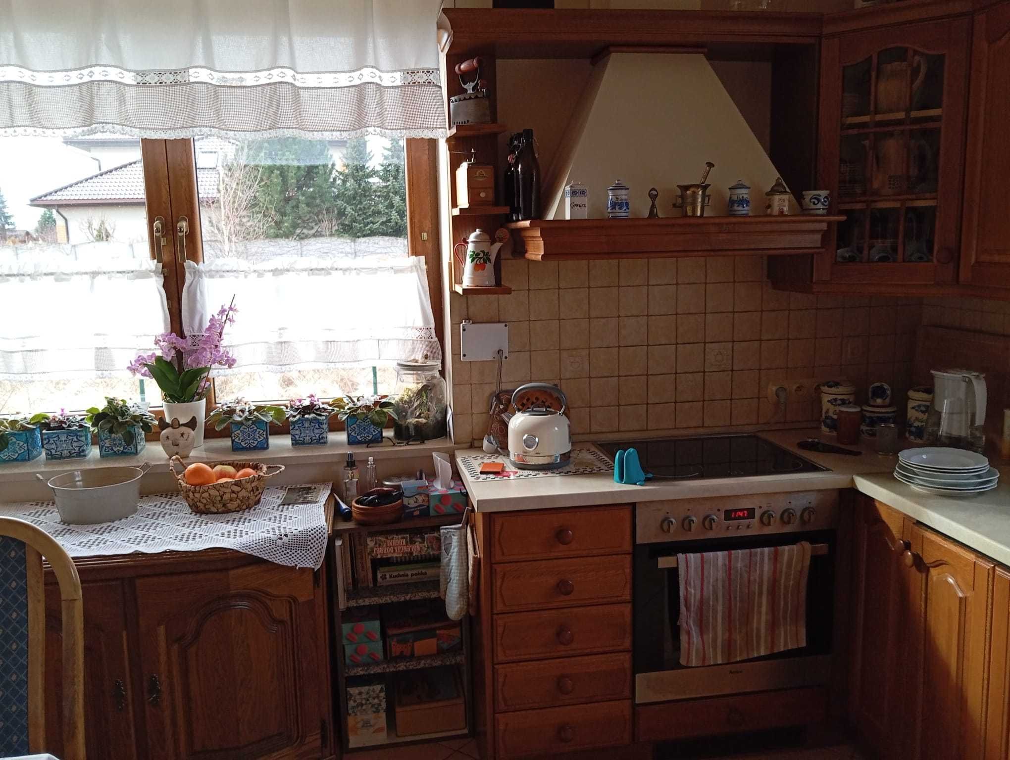 Sprzedam meble kuchenne wraz ze sprzętem AGD
