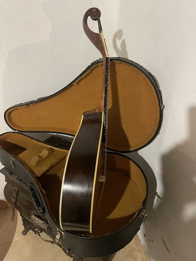 Guitarra Portuguesa