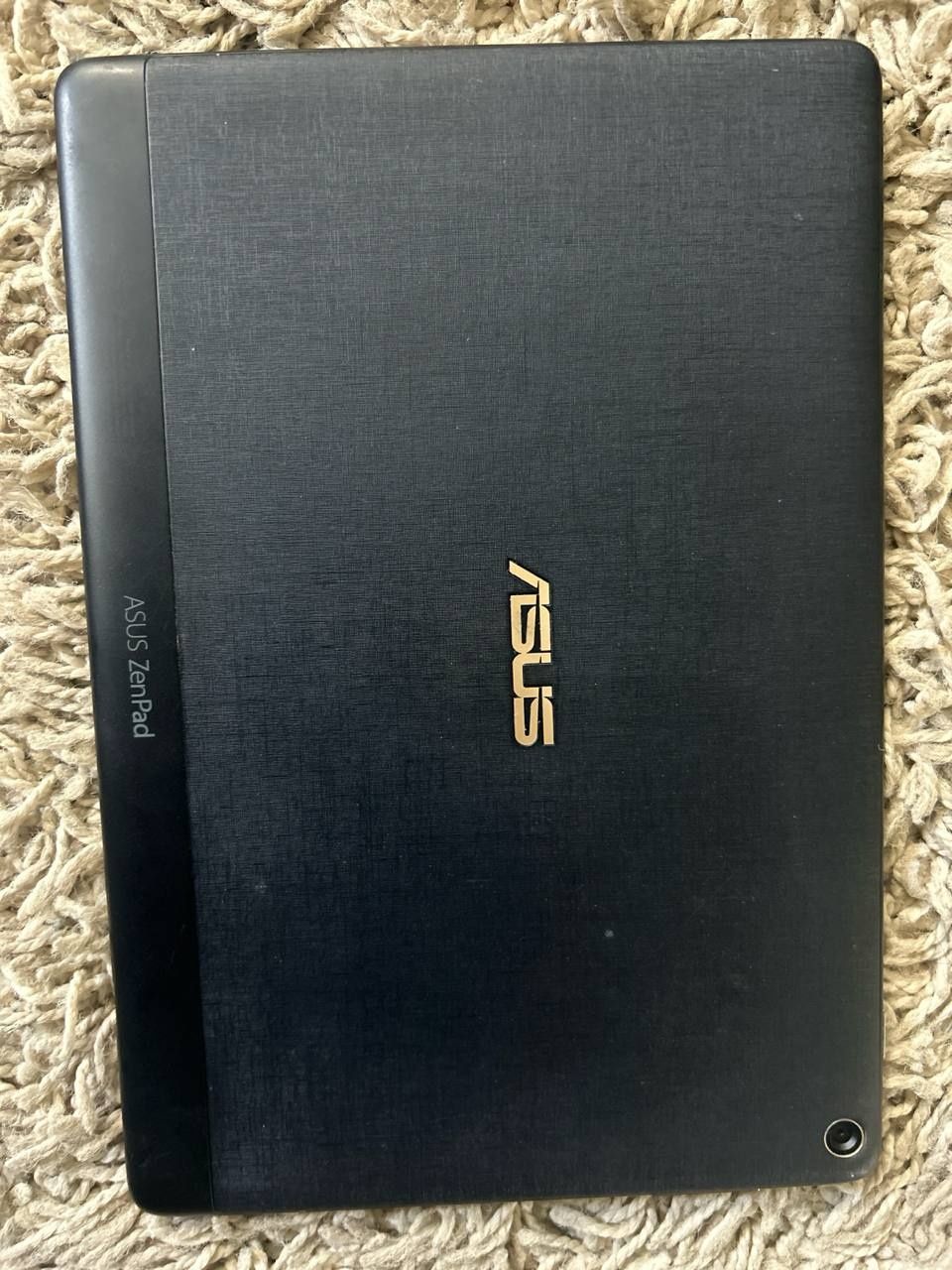 Продам планшет Asus Zenpad p028