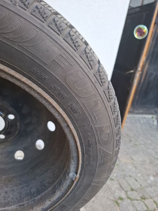 Opony zimowe Fulda z felgami 185/60/15 Renault Clio twingo inne 4x100