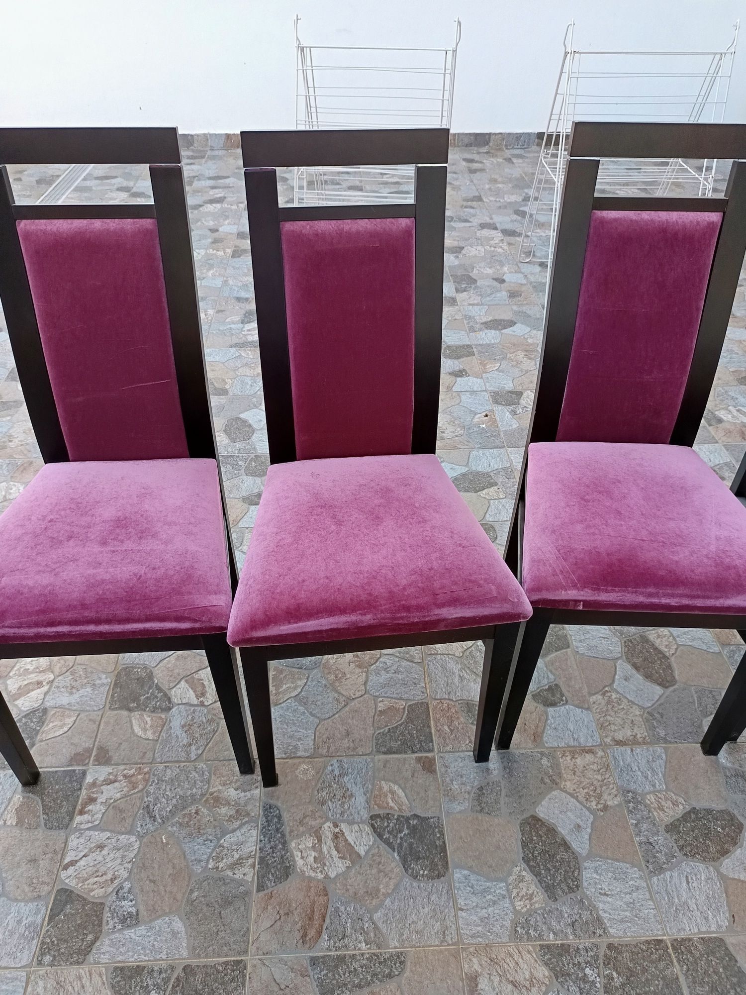 Vende se 4 Cadeiras rosa