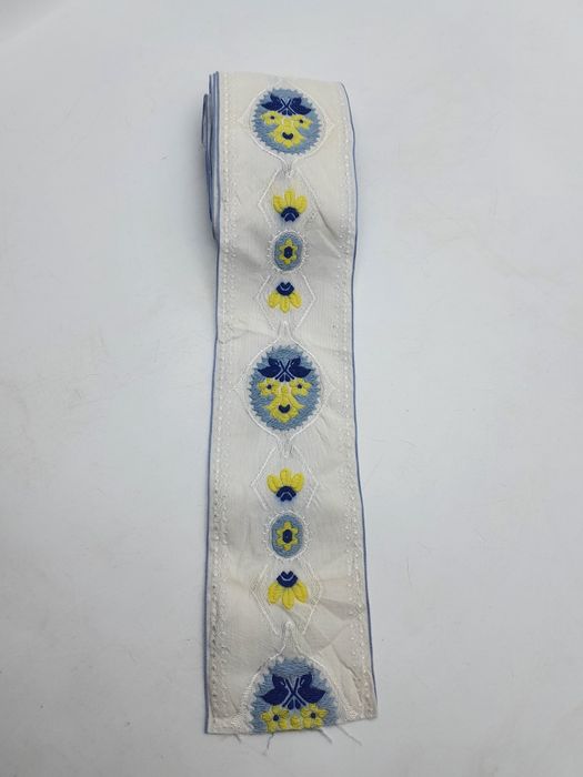 Taśma ozdobna kupon 3 m.x 7 cm.