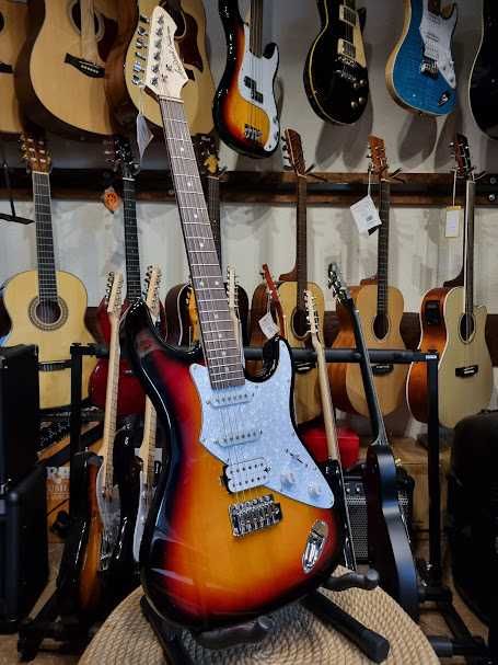 Aria 714 STD 3TS gitara elektryczna ARIA  Pro II 714STD 3tone sunburst