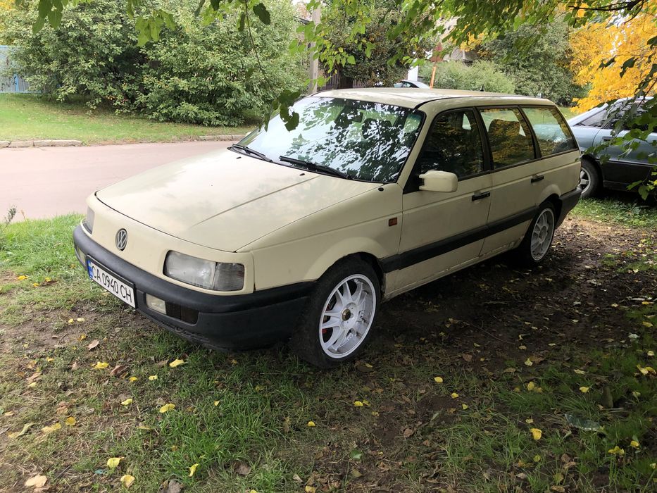 Фольцваген Пассат Б3 1.9Д Volkswagen passat b3 1.9D