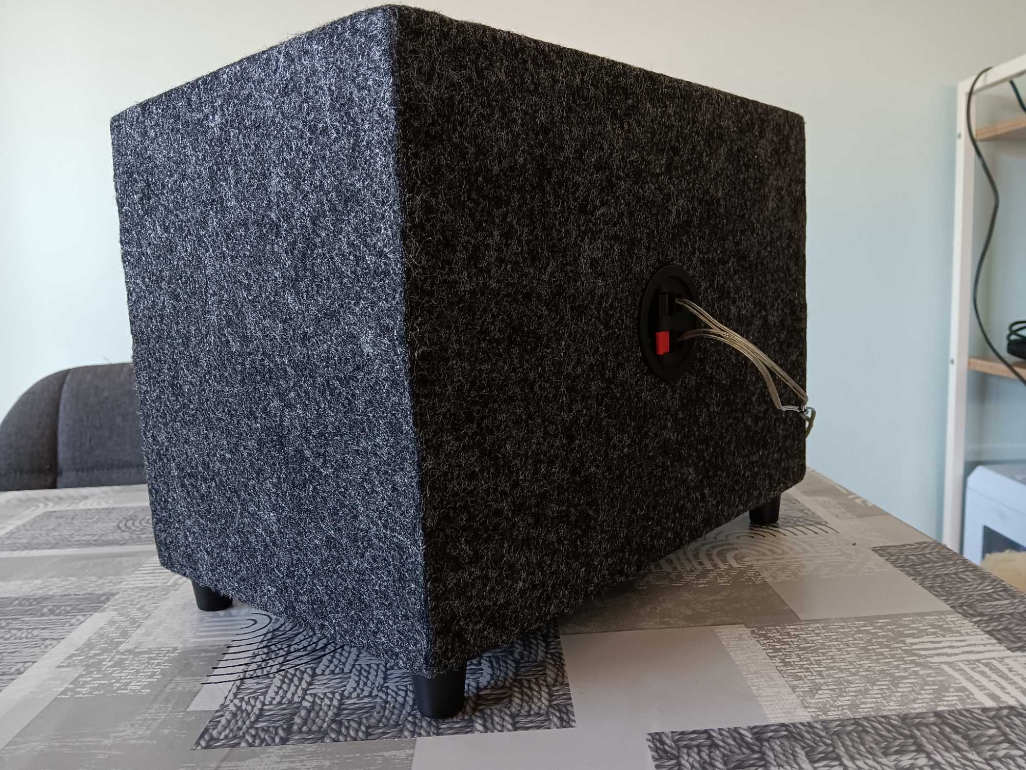 Subwoofer novo 200 watts