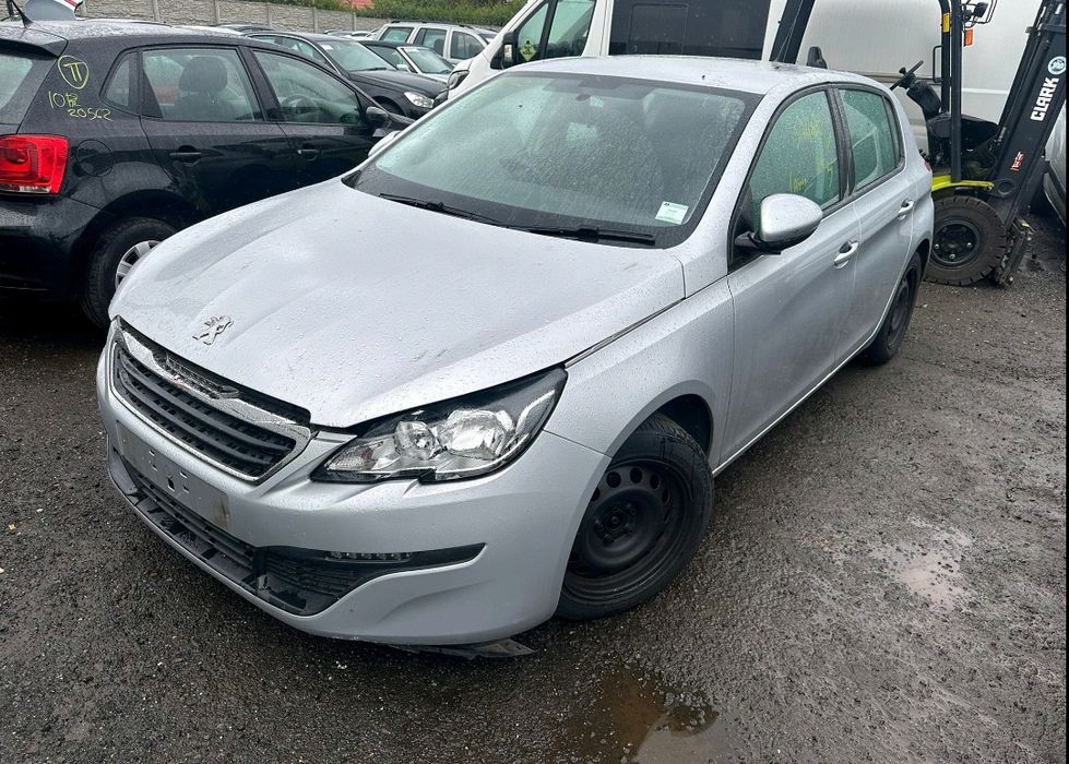 Разборка шрот запчасти Пежо 308 t9 Peugeot 308 2016 EZR двигун 1,6 hdi