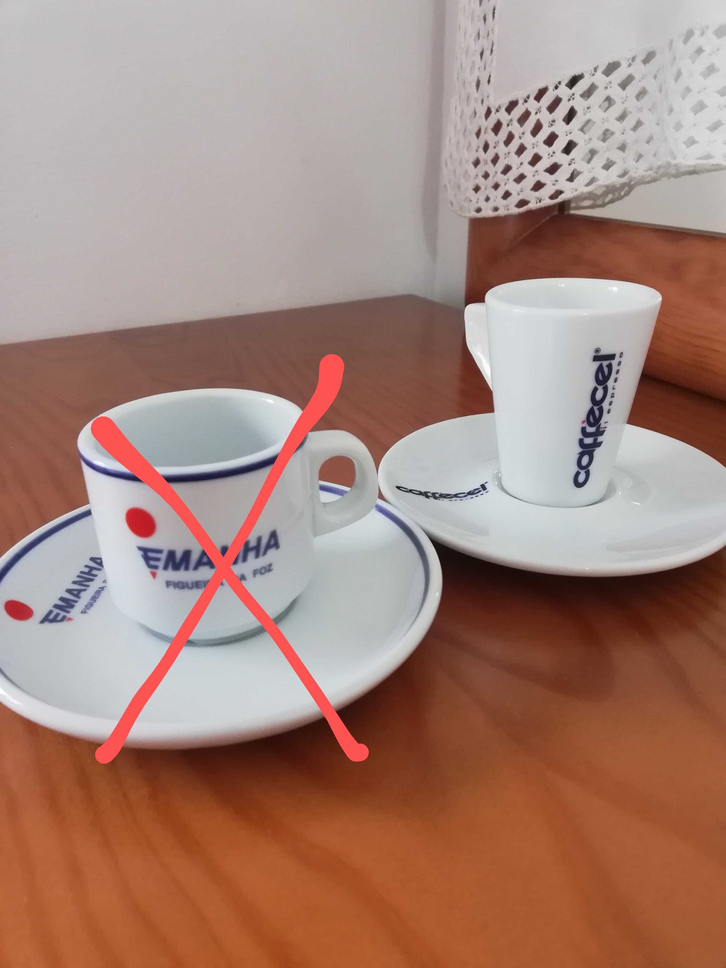 Chávenas com Pires de Café para Coleção - CADA 5€